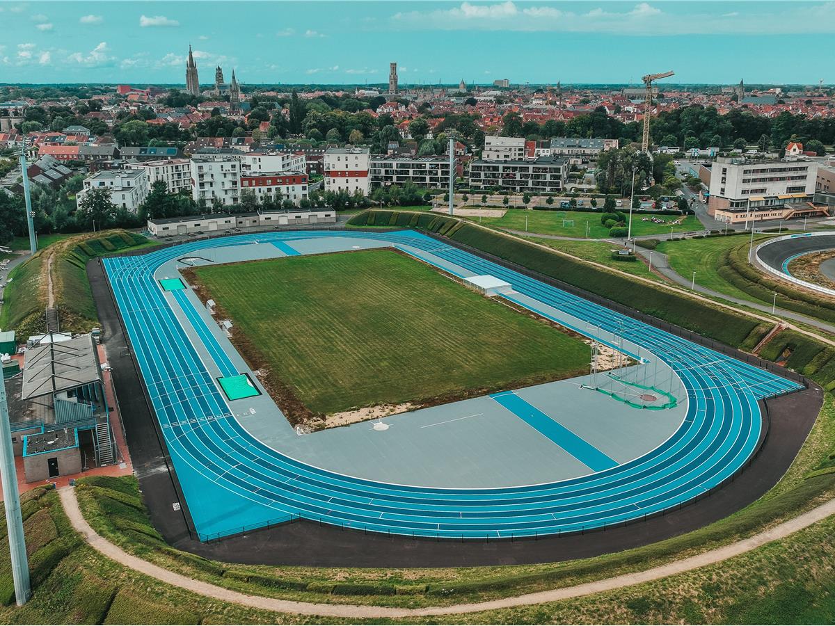 Atletiekpiste Brugge geopend