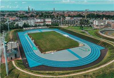 Atletiekpiste Brugge geopend